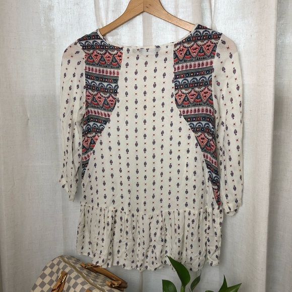 ⭕️Sold⭕️New Look Boho Print Top - Picture 2 of 2